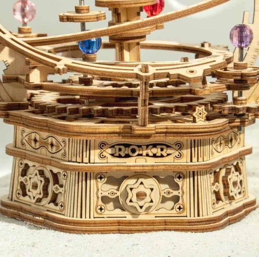 FRIDAY　１９冊セット Amazon.com: Hands Craft DIY 3D Music Box Wooden Puzzle